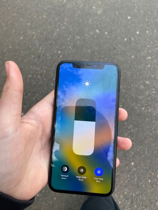 iPhone X в идеальном состояние