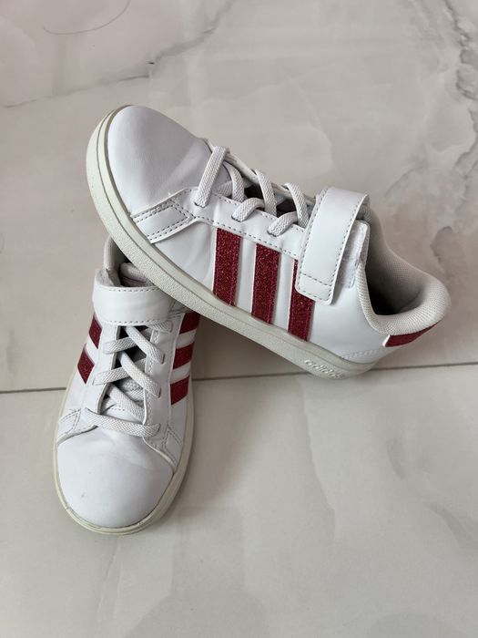 Детски маратонки Adidas и официални обувки