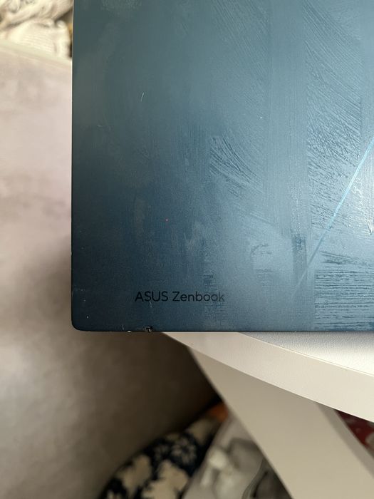 Ноутбук Asus zenbook 14 Oled