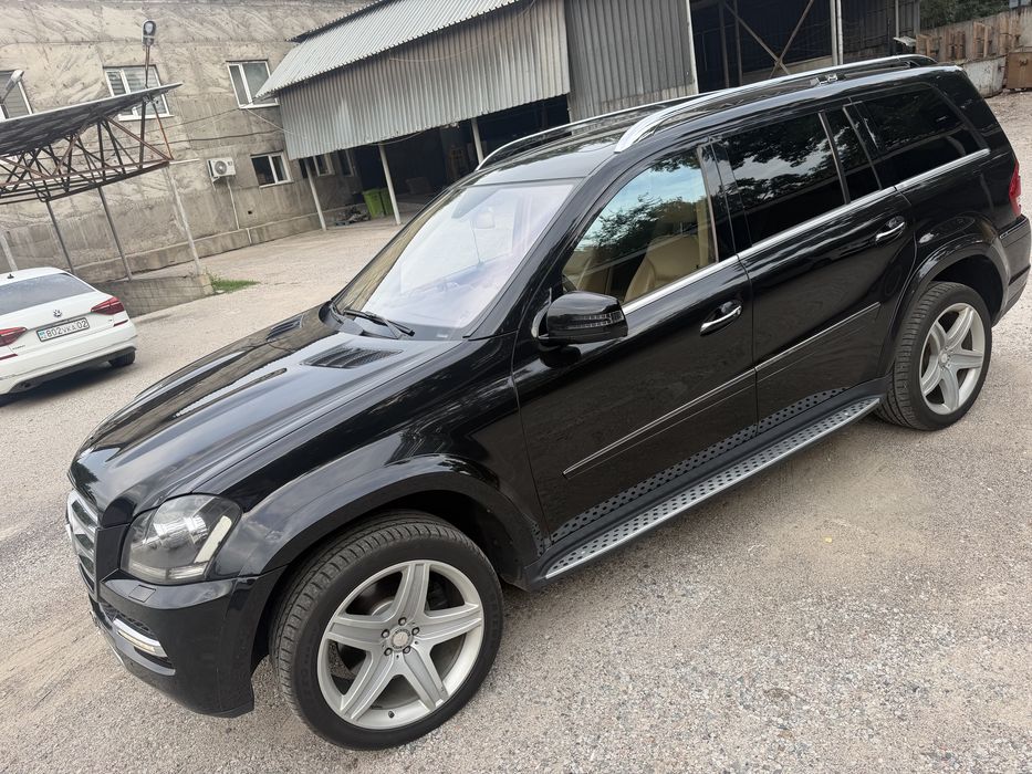 Mercedes benz GL500