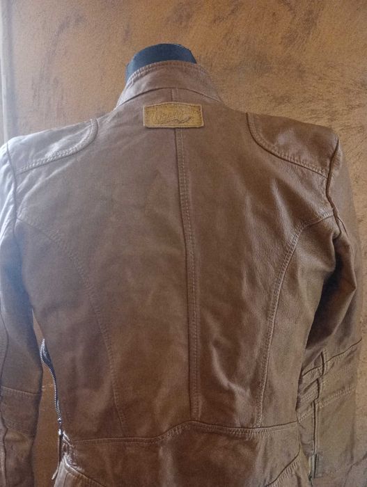 Кожено яке дамско