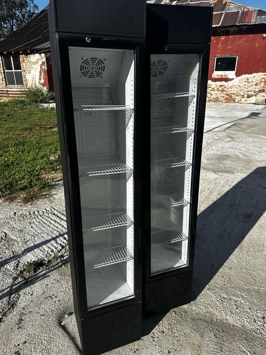 Слим хладилна витрина