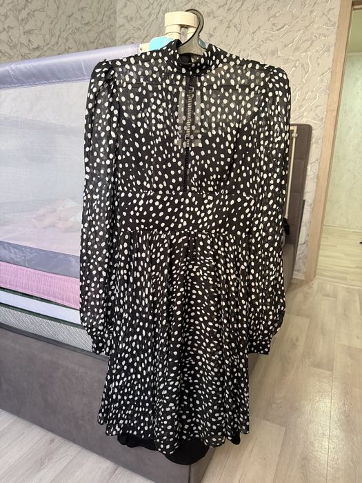 Продам платье 42 размера