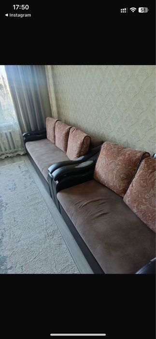 Продам диван для гостинной. В хорошем состояний