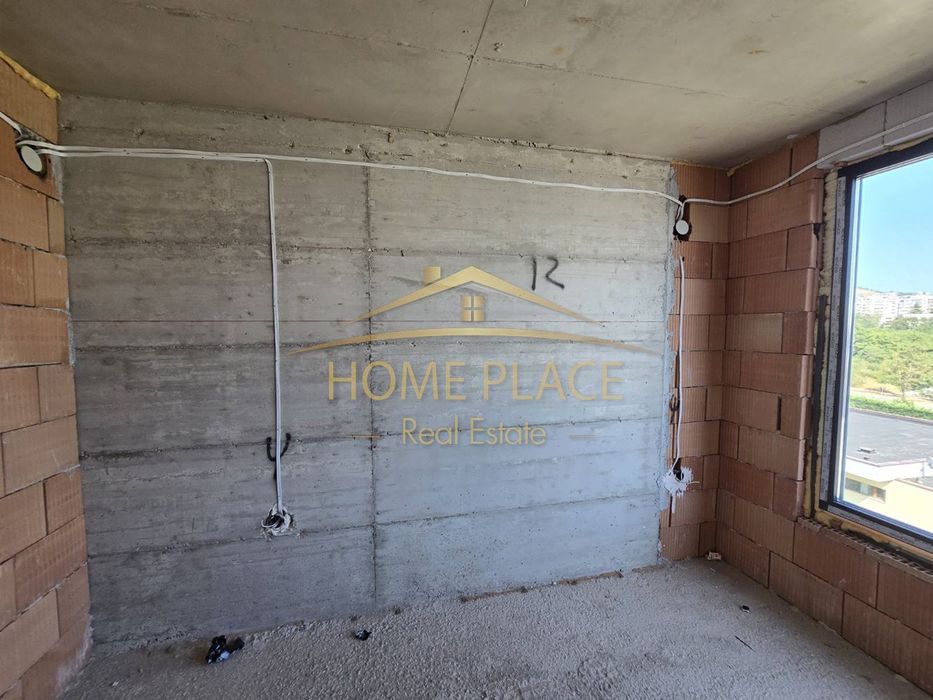 Тристаен апартамент в ж.к. Възраждане I