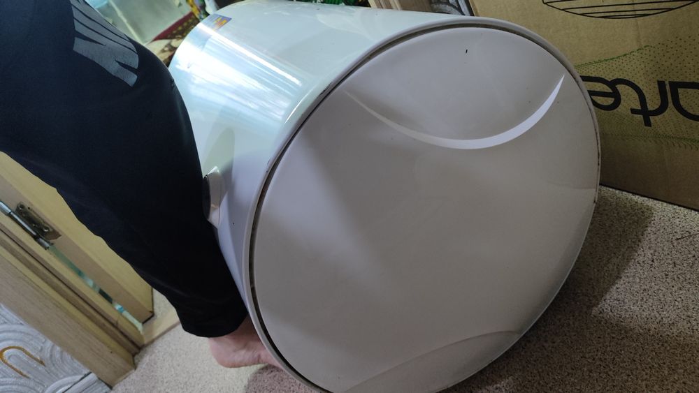 Продам водонагреватель!!!