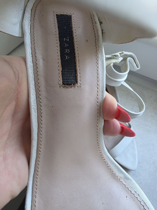 Sandale Zara din piele marimea 36