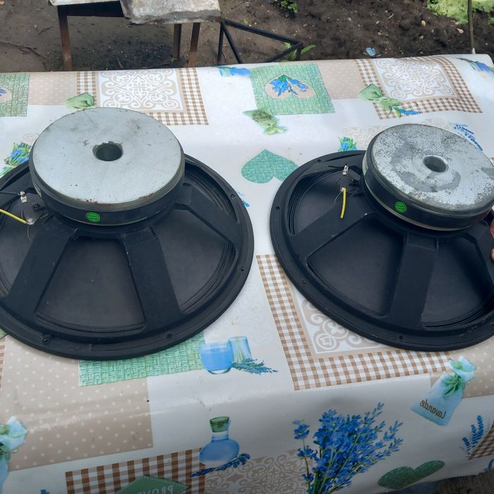vand difuzoare de 15 in 4ohmi 300w