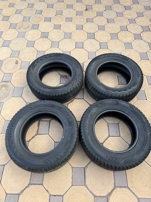 YOKOHAMA 265/65/17