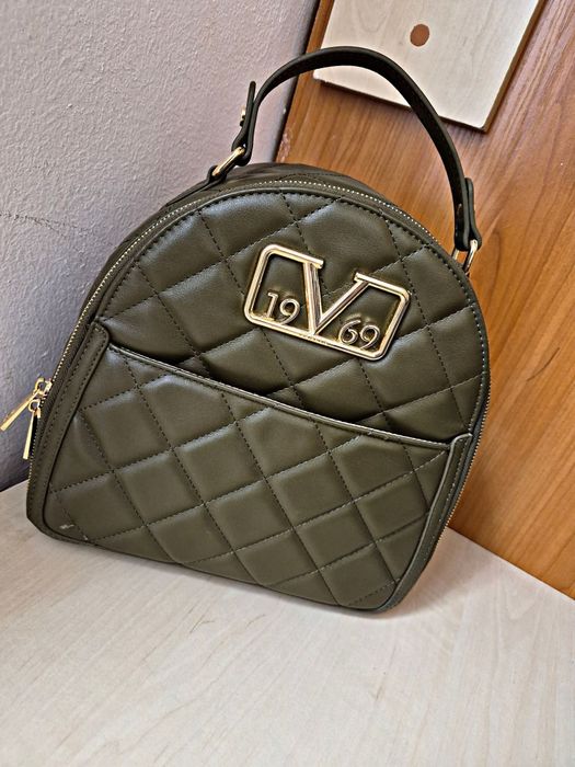 Чанти Karl Lagerfeld Guess 19V69