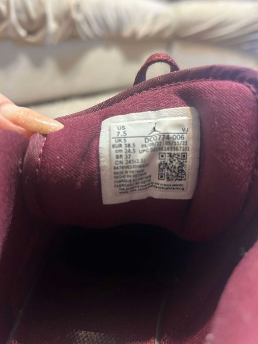 Nike air jordan 1 low w size 38.5