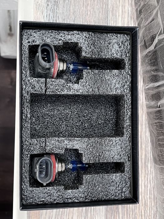 Продается автолампы на автомашину оригинал