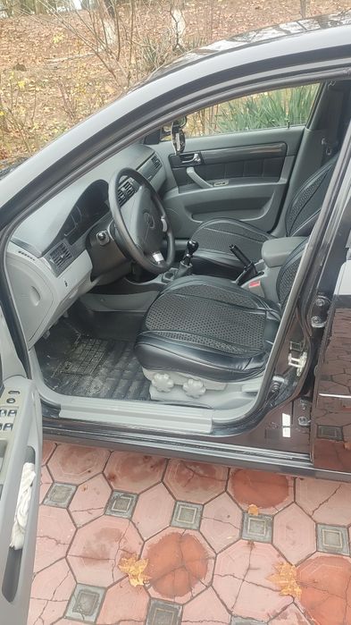 Продам Lachetti 1.8