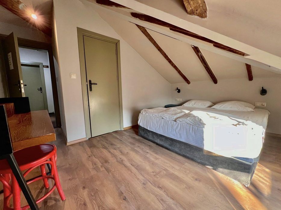 Дава се под наем Едностаен апартамент в Варна, Център - 30 кв.м за 378.93 € - Снимка #5