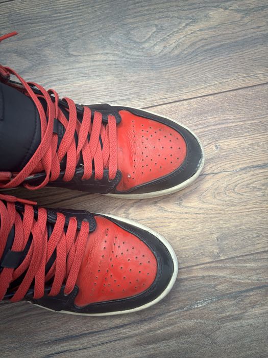 Jordan 1 Red and Black