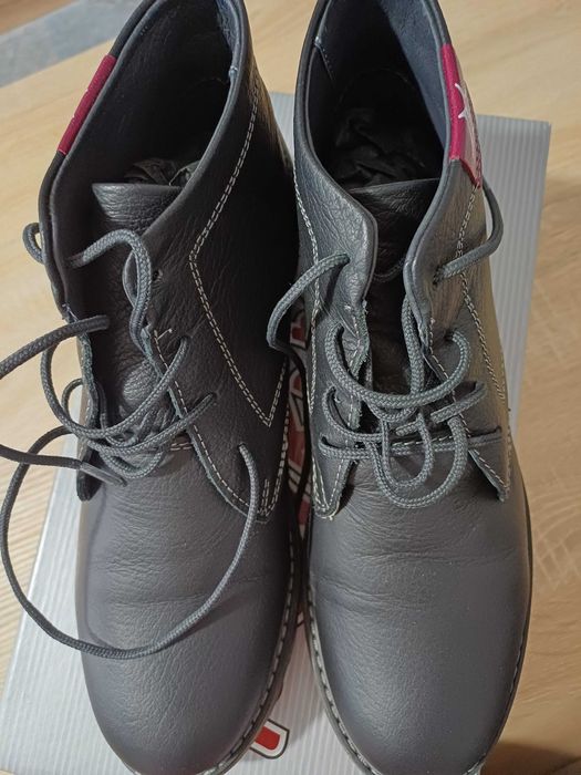 Черни боти, есен-зима