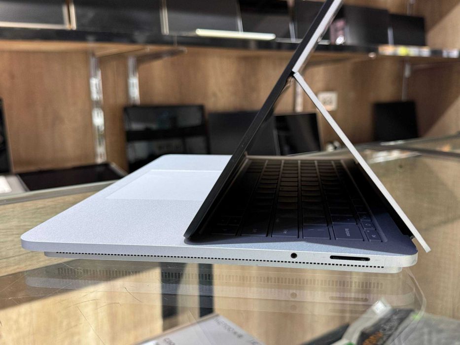 MICROSOFT SURFACE Studio CORE i7-11370H RTX 3050ti 4гб RAM 16 SSD 512