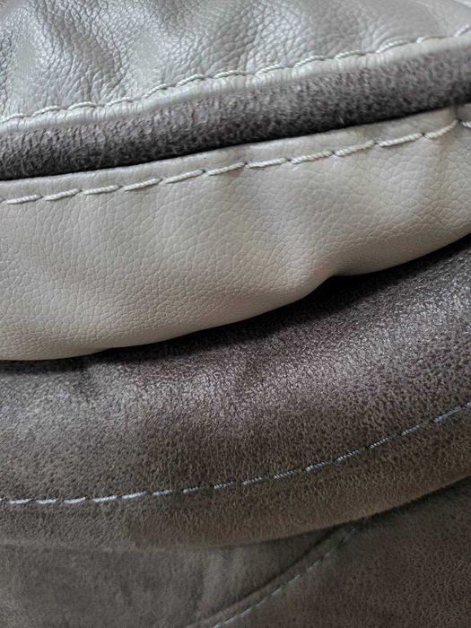 Сив диван тройка от кожа и плат с ръчен релакс механизъм