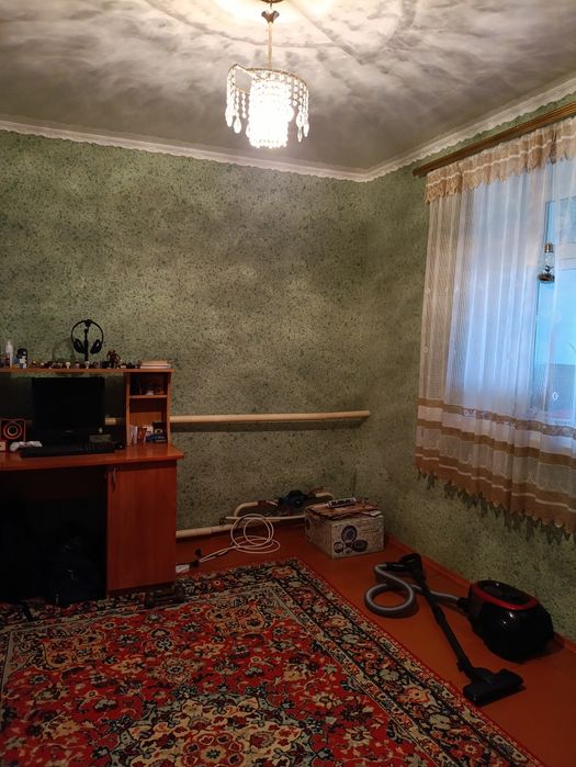 Продам дом в двухквартирном жилом доме.