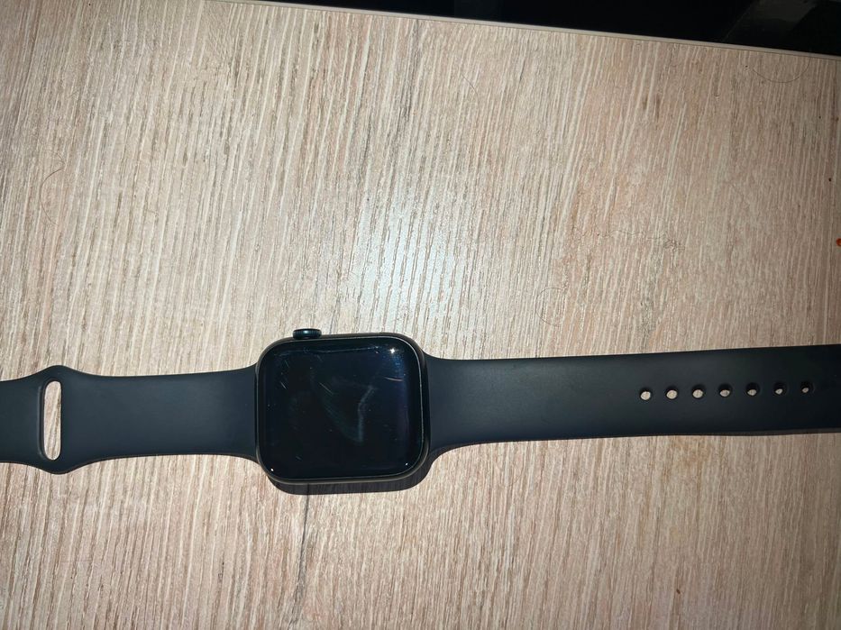 Apple watch 8/45