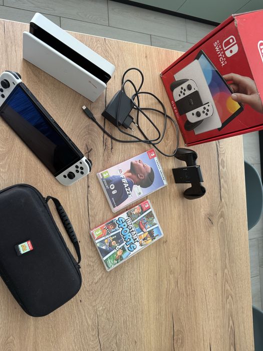 Nintendo oled alb