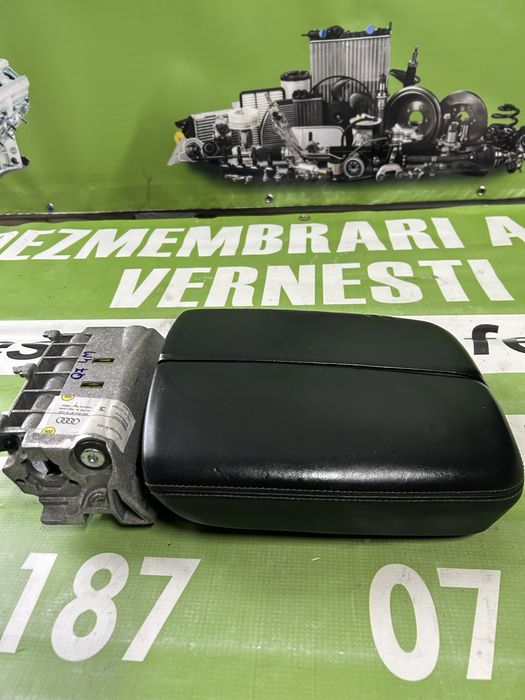 Cotieră față Audi Q7 4M 2017