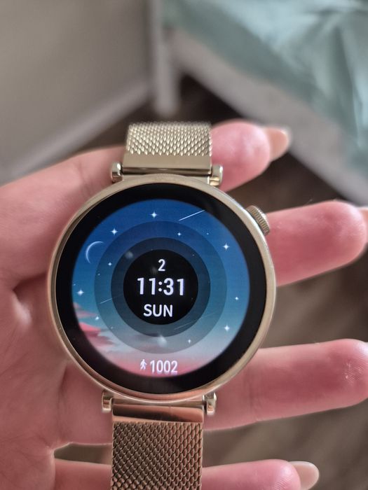 Продам смарт часы huawei gt4 41mm
