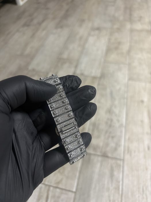 Ceas cu moissanite