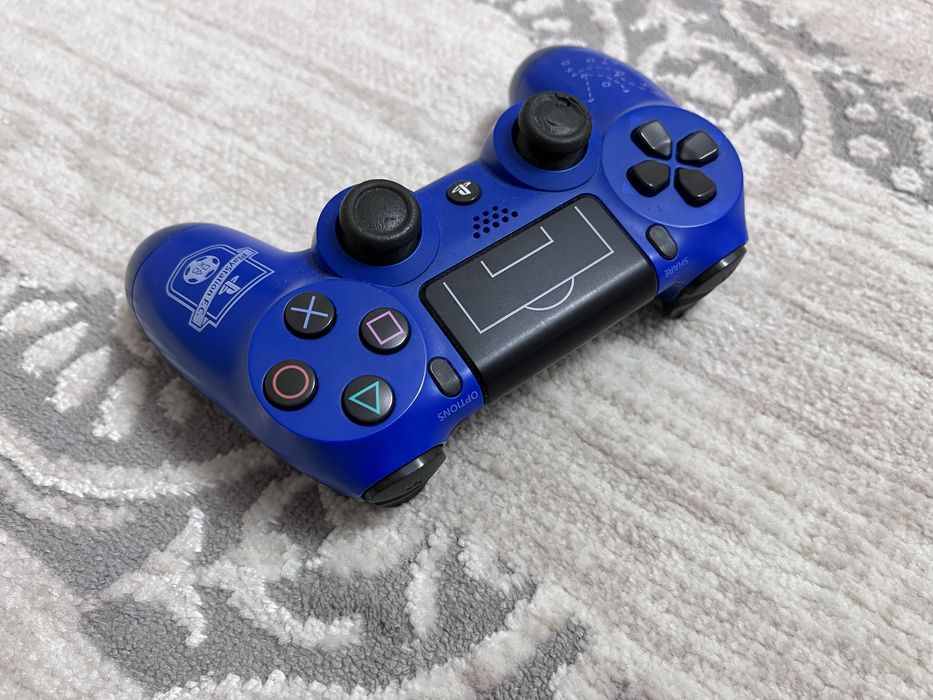 Sony PlayStation 4