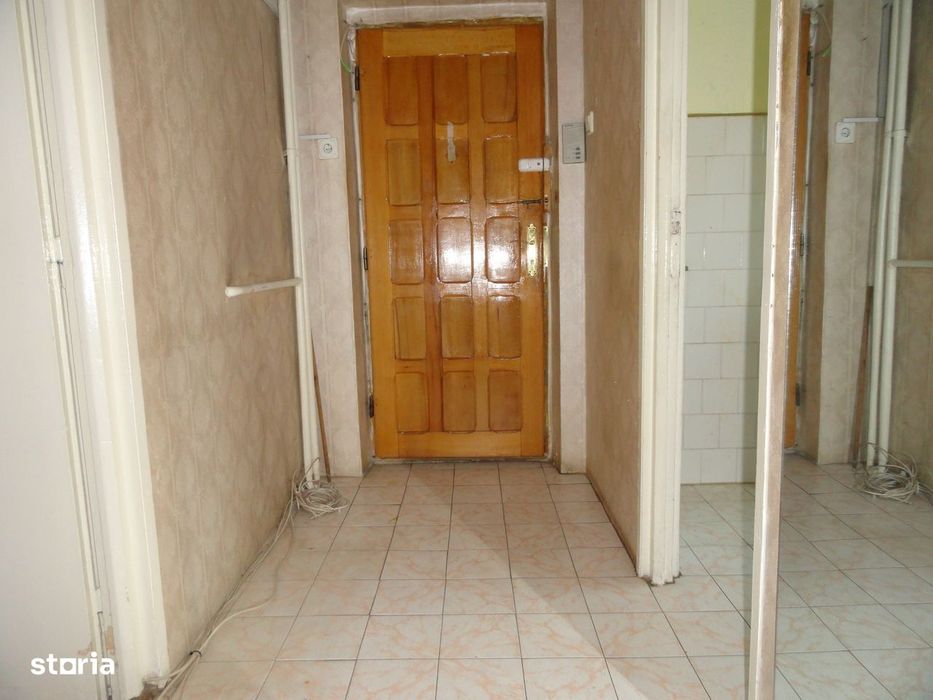 Apartament 3 camere conf. 1 parter inalt zona centrala, vad comercial
