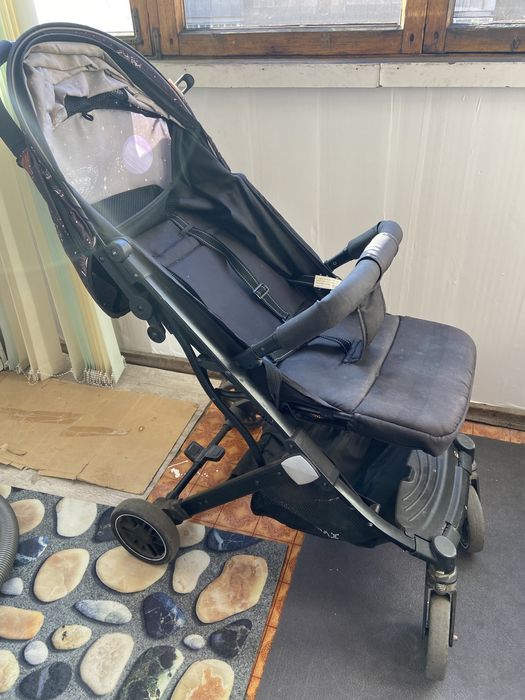 Срочно продам детскую коляску