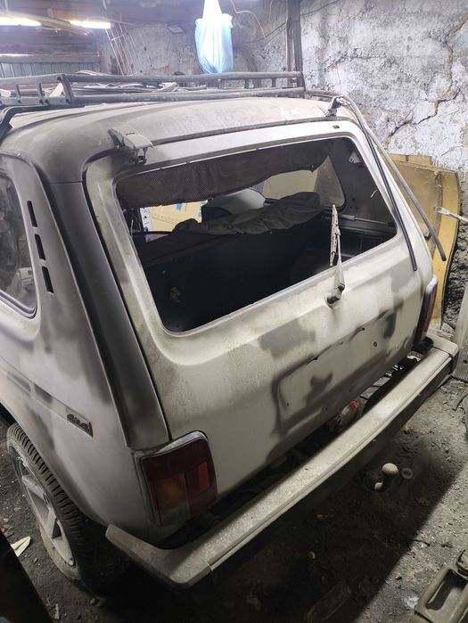 Продам ниву,на ходу