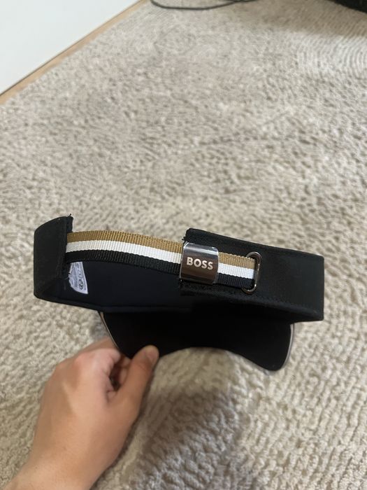 Шапка с козерка BOSS