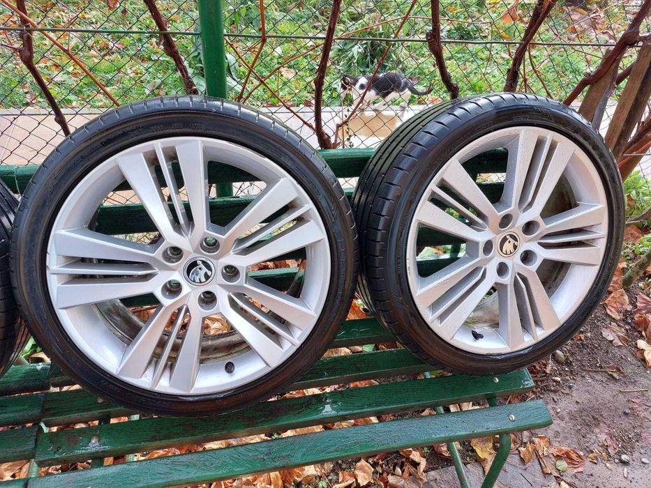 Jante aliaj R18 skoda octavia cu anvelope DUNLOP vara 225 40 ZR18