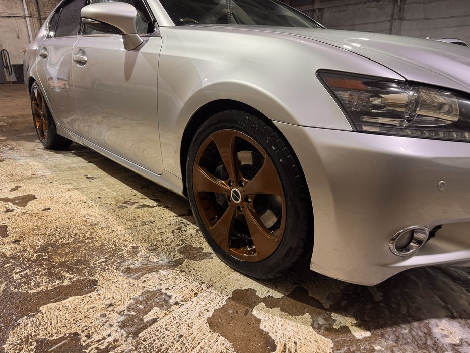 Диски с резиной R19 Lexus