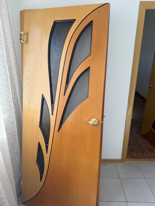 есік сатылады.