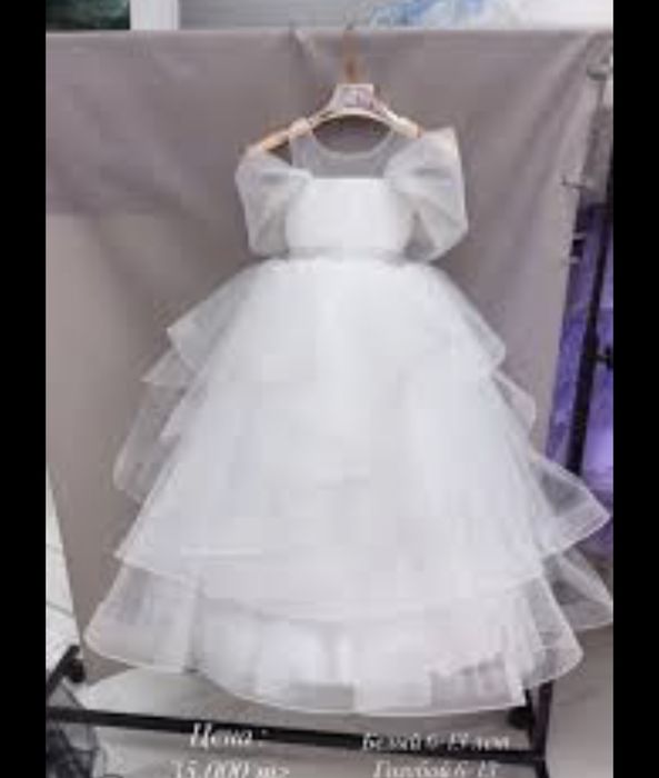 Продам пышные платье