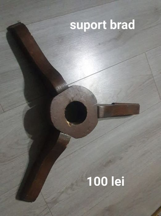 Suport  pentru brad de Crăciun