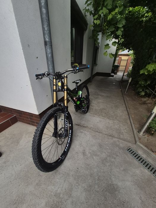 specialized demo 8