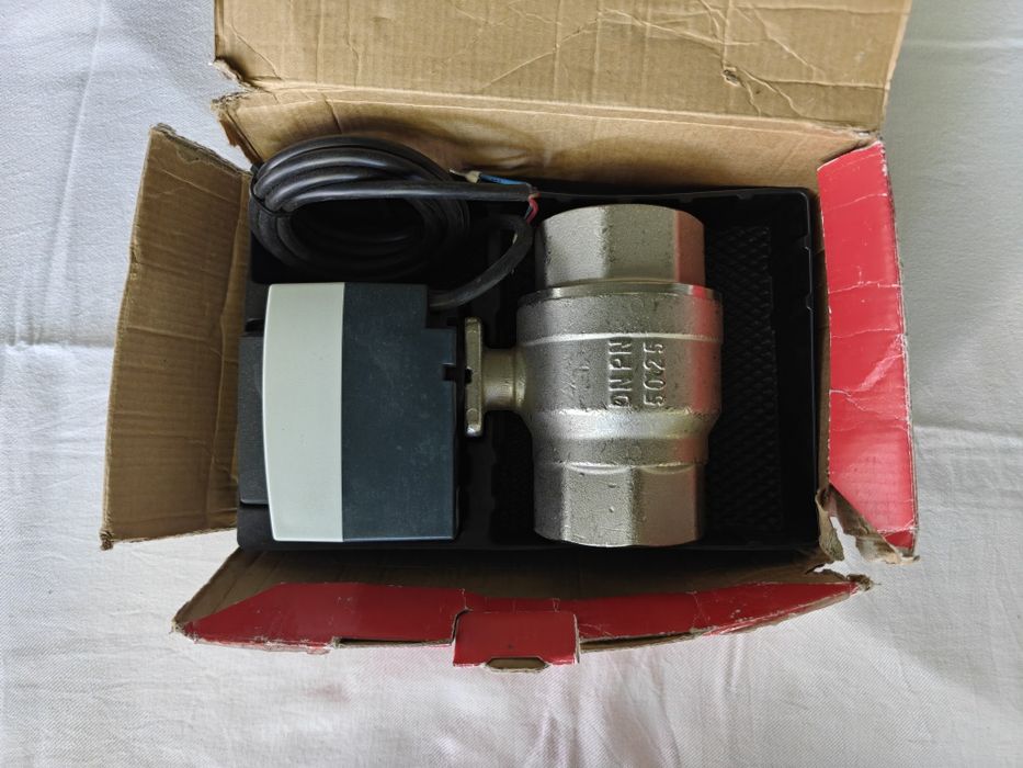 Vana 2 cai cu servomotor Danfoss AMZ 112 DN50 (nou)