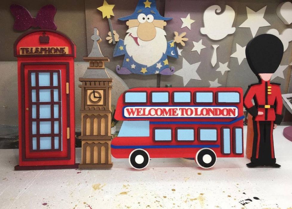 Праздничные детали из пенопласта