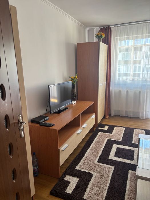 Inchiriere apartament cu 2 camere Dambu