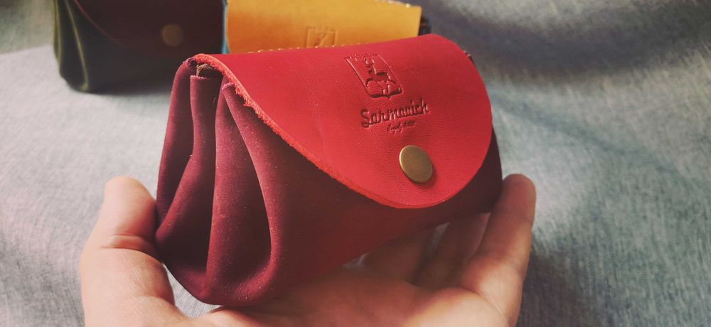 Портфейл от естественна кожа ръчна работа