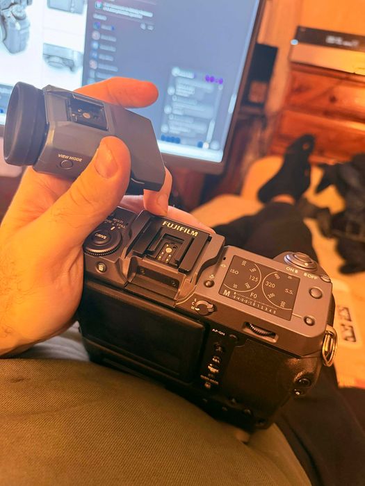 Fujifilm GFX 100, 102MPx + Mamiya Sekor C 80 mm 1,9 + Kipon adapter