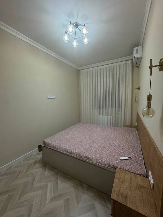 Сдается 2 х комнатная на Узбум