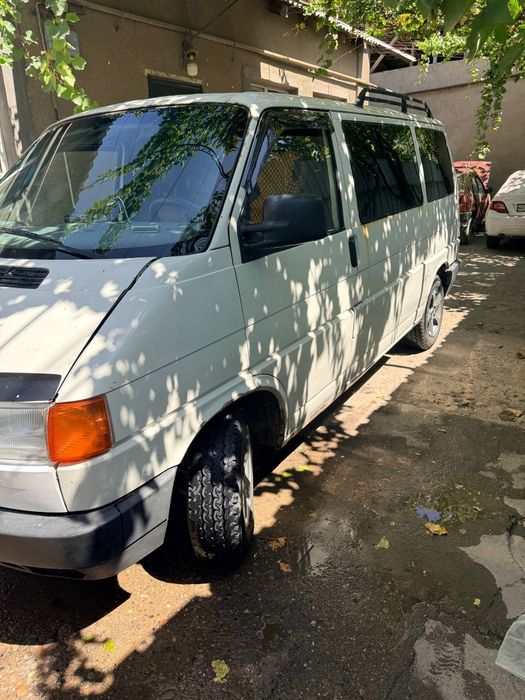 Продаётся Volkswagen Транспортёр т4