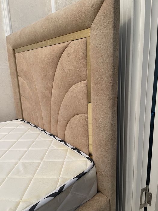 Кровать с матрасом + Письменный стол / Karavot va matras + Yazuv stoli