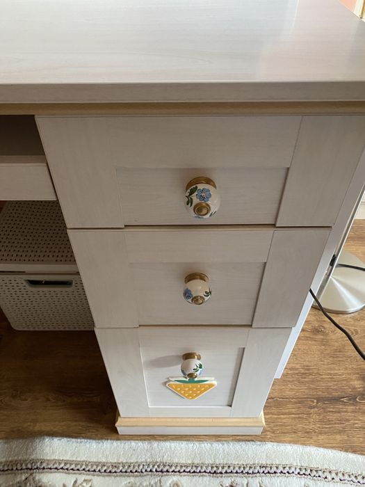 Стол письменный