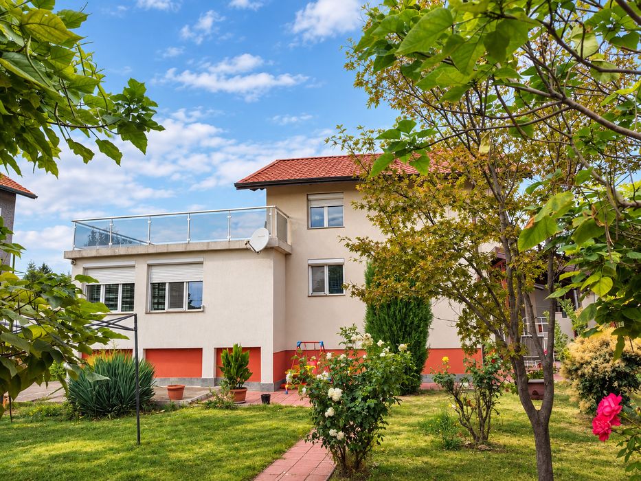 Продава се Къща в с. Голяновци, Област София-област - 171 кв.м за 2340 €/кв.м - Снимка #9