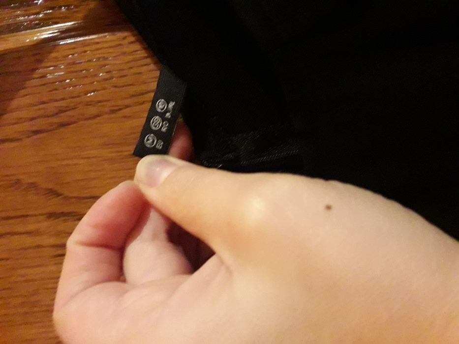 Rochie elegantă neagră